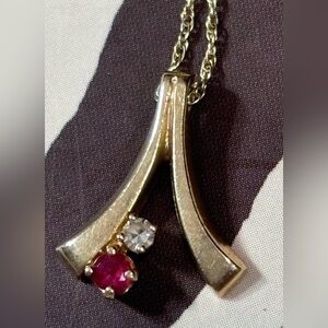 Elegant Vintage 14K Gold Necklace with genuine Ruby & Diamond Gemstones jewelry